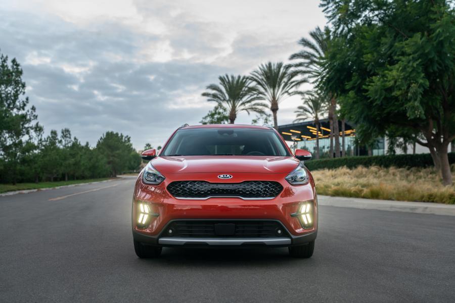  Kia Niro EcoHybrid 2020 года  (NA) (фото 19 из 63)